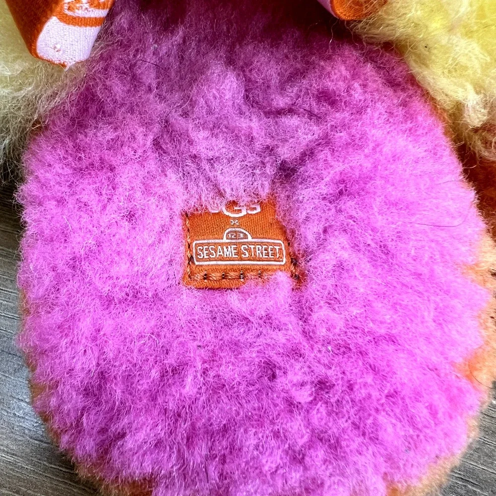 UGG Girls Size 1 Big Bird‎ Slingback Fluff Yeah Slingback Sippers
